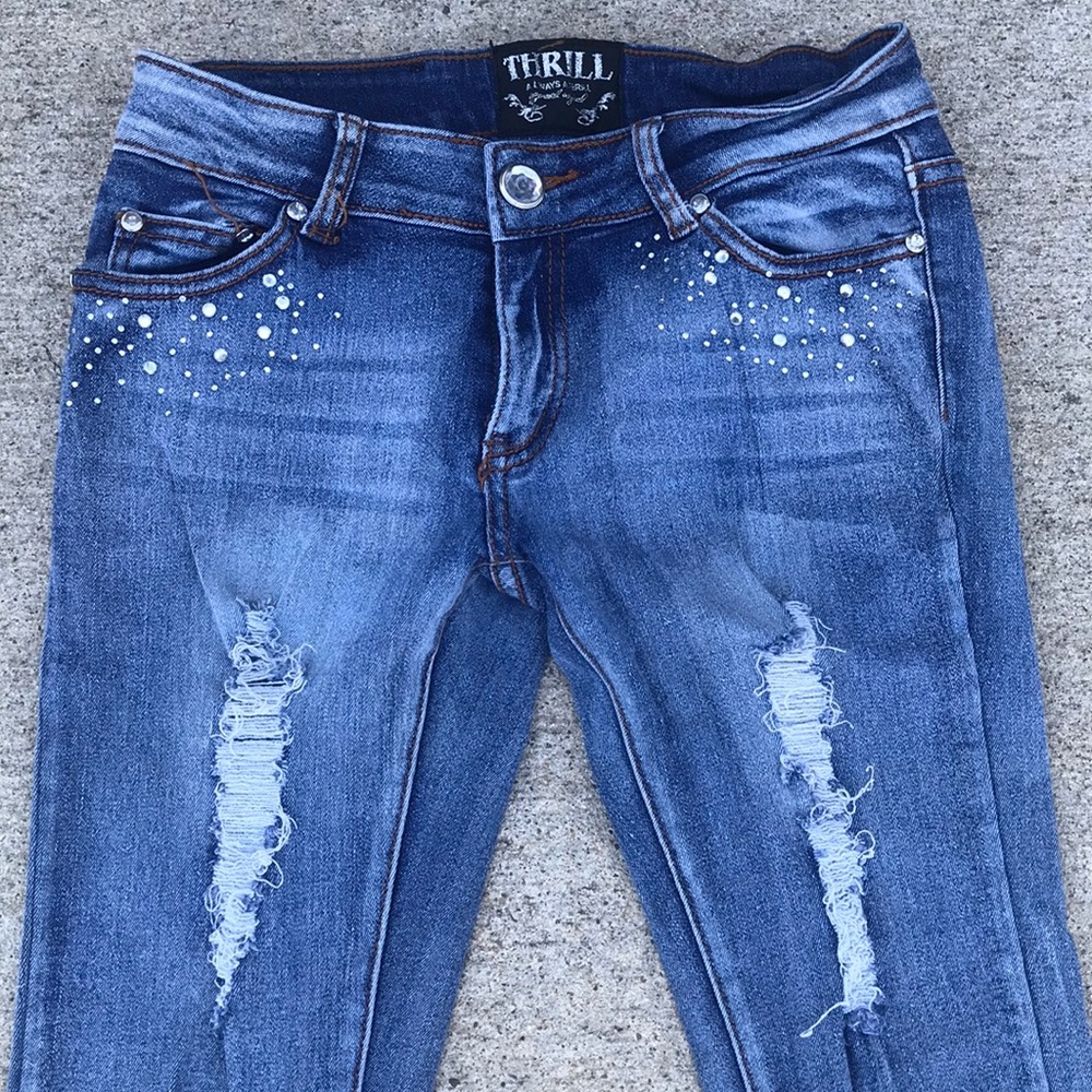 Size 3 Thrill Jeans - Picture 2 of 8